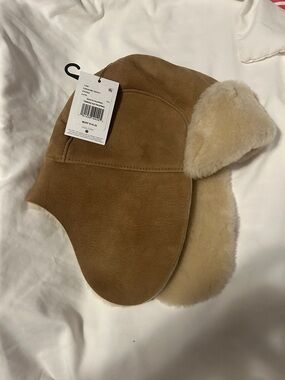 NWT Kids suede & shearling UGG trapper hat